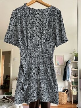 & Other Stories Black and Light blue pattern Short Sleeve Dress